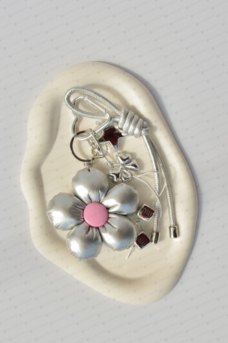 آویز کیف چارم بگ کروم گل میو میو