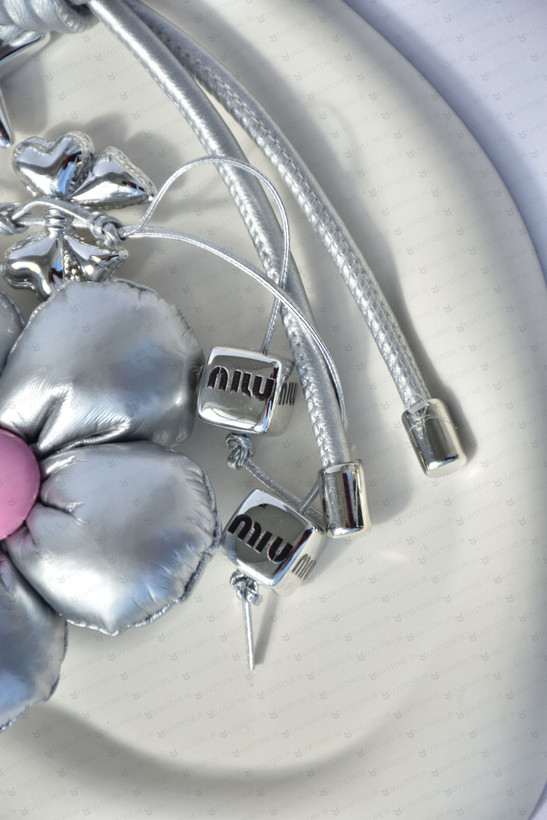 آویز کیف چارم بگ کروم گل میو میو